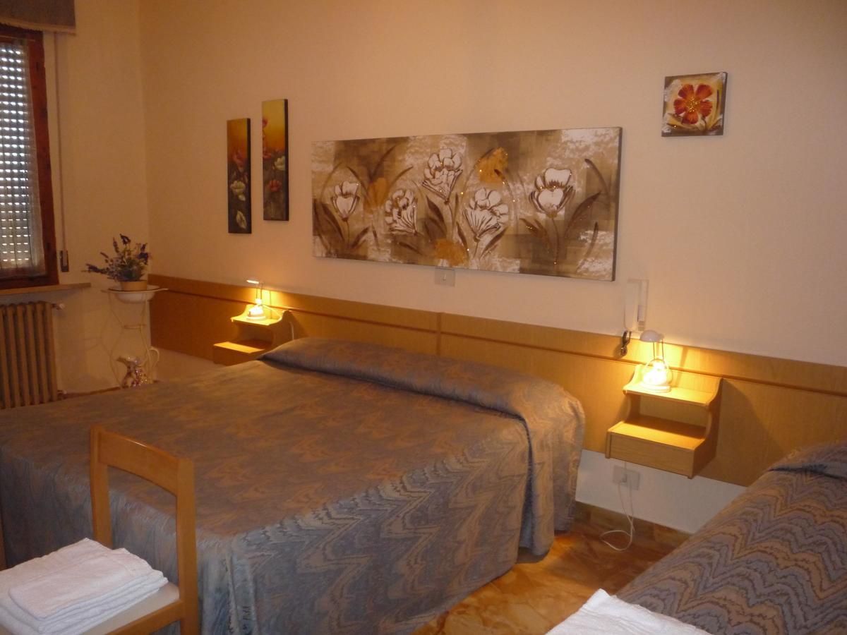Hotel Il Palazzetto Chiusdino Esterno foto